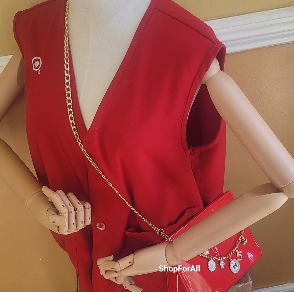 Yves Saint Laurent - Picture 5 of 16